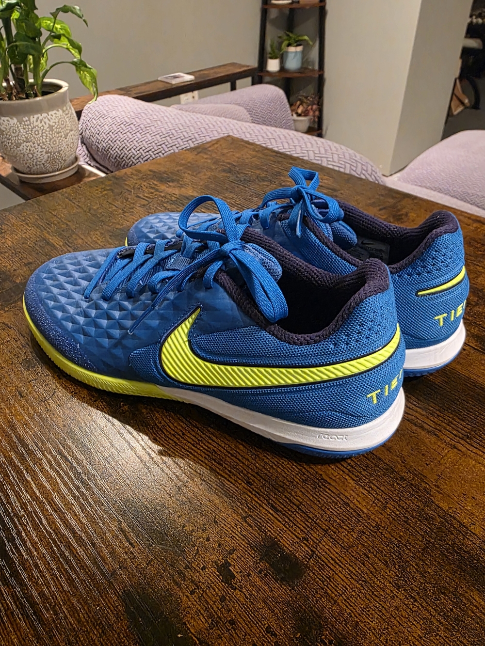 Nike Tiempo Blue and Yellow Soccer Flats Sneakers Size Mens 7